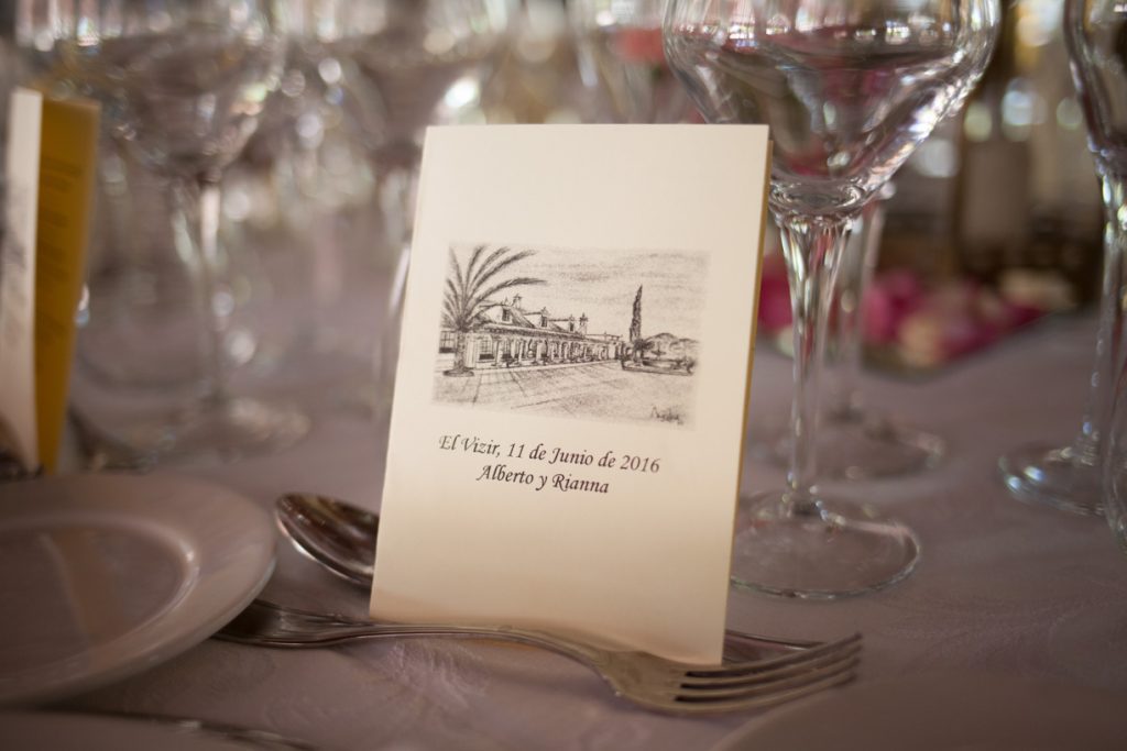 Mesero de boda sevillana